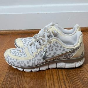 Nike Free 5.0 leopard print, size 7